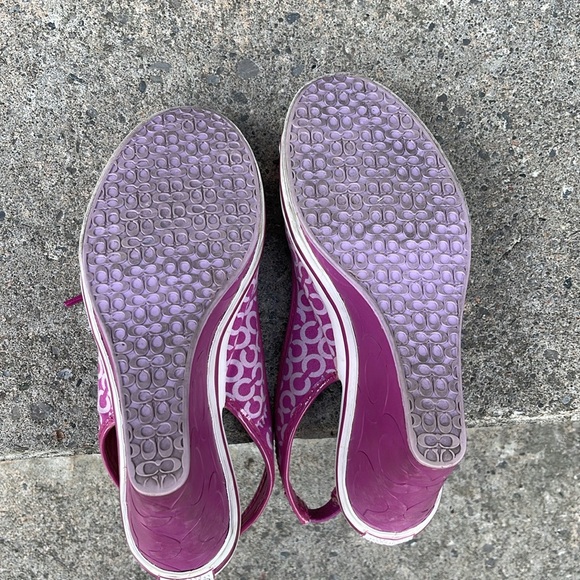 Coach slightly used Platforms - Picture 4 of 4